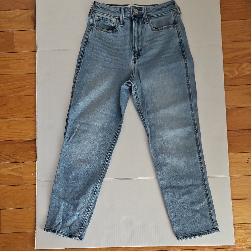 Hollister Light Blue High Rise Women's Jeans